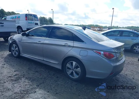 2011 Hyundai Sonata Hybrid from USA, damaged, VIN KMHEC4A4XBA016883